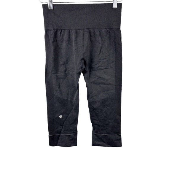Lululemon Seamlessly Street Crop Leggings
Charcoal - Picture 8 of 9